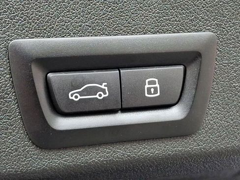 Used 2023 BMW XM w/ M Driver's Package image 30