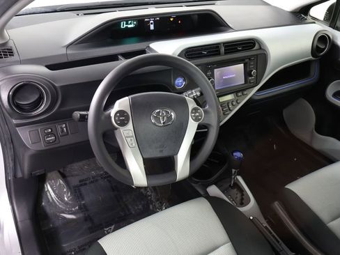 Used 2012 Toyota Prius C image 15