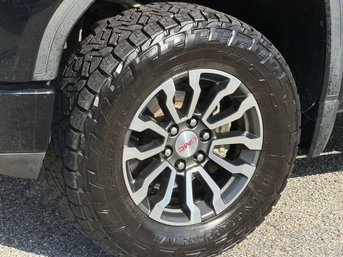 Used 2022 GMC Sierra 1500 AT4 AWD/4WD image 14