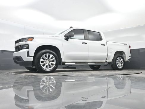 Used 2022 Chevrolet Silverado 1500 Custom AWD/4WD image 26