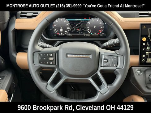 New 2026 Land Rover Defender 130 X-Dynamic SE image 31