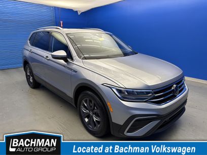 Used 2022 Volkswagen Tiguan SE