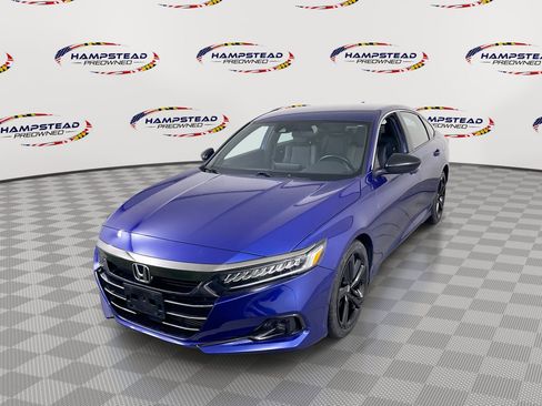 Used 2022 Honda Accord Sport image 1