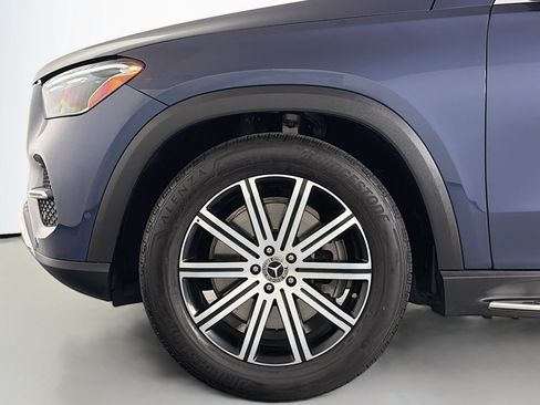 Certified 2025 Mercedes-Benz GLE 450e 4MATIC image 11