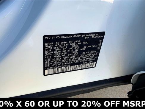 New 2026 Volkswagen Atlas Peak Edition image 8