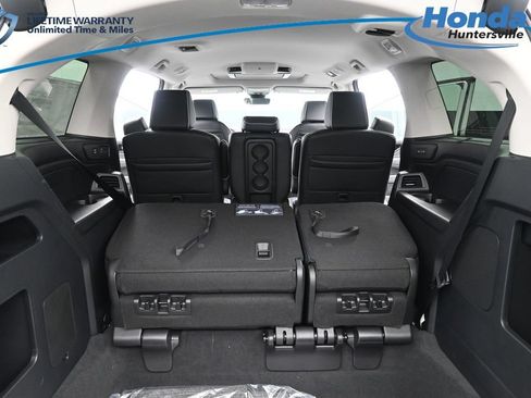 New 2026 Honda Odyssey Elite image 13