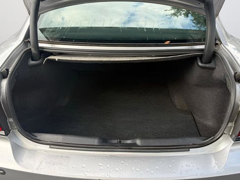 Used 2014 Dodge Charger SE RWD image 5