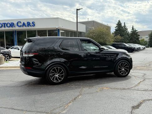 Used 2017 Land Rover Discovery SE AWD/4WD image 9
