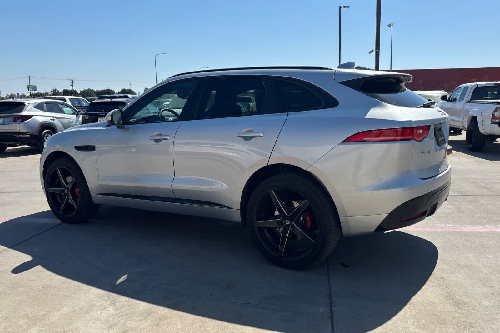 Used 2018 Jaguar F-PACE S AWD/4WD image 7
