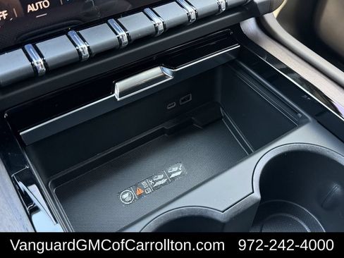 New 2027 GMC Yukon Denali Ultimate AWD/4WD image 18