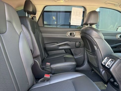 Used 2023 Kia Sorento X-Line EX AWD/4WD image 15