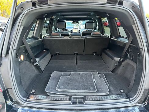 Used 2019 Mercedes-Benz GLS 550 4MATIC w/ Driver Assistance Package image 28