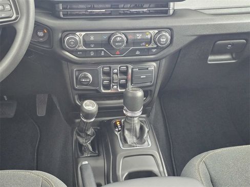 New 2026 Jeep Gladiator Sport image 16