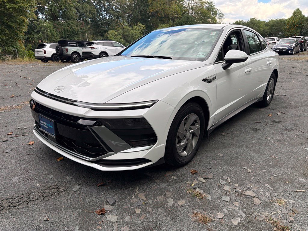 Certified 2026 Hyundai Sonata SE FWD image 1