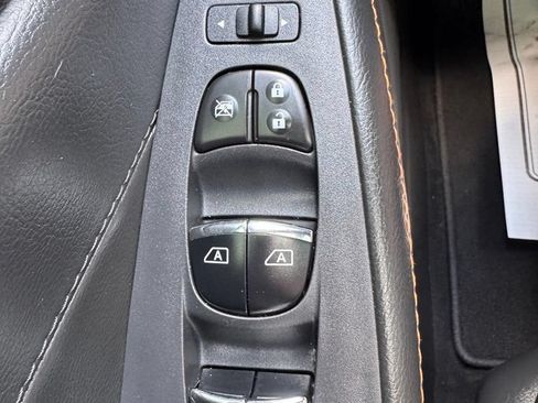 Used 2019 Nissan Maxima SR w/ Premium Package FWD image 25