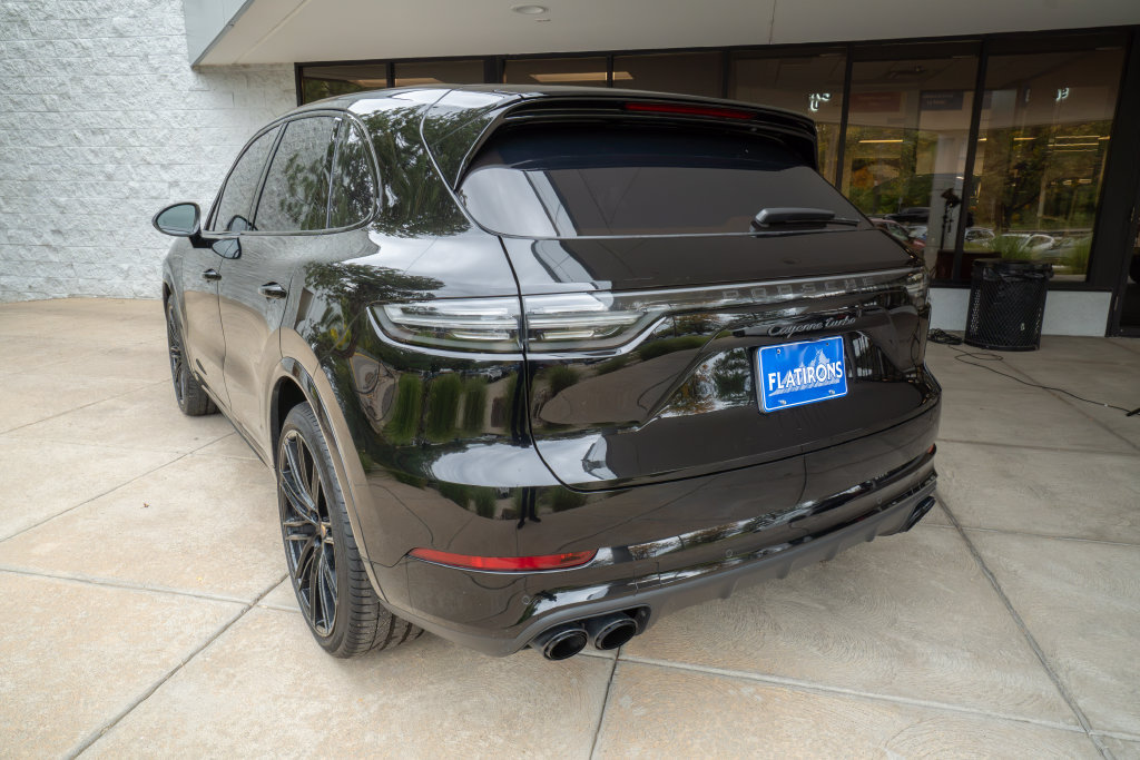 Used 2021 Porsche Cayenne Turbo AWD/4WD image 5