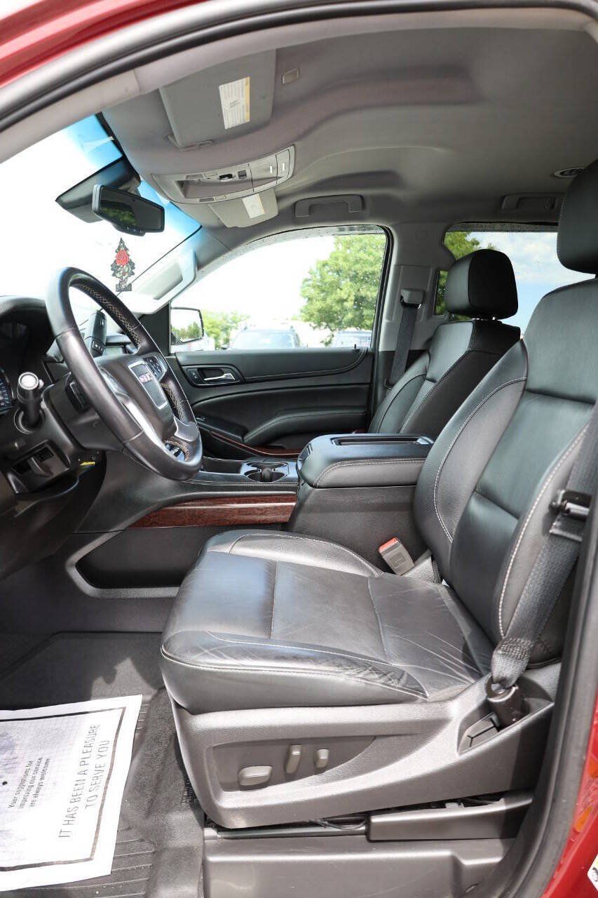 Used 2019 GMC Yukon SLT AWD/4WD image 13