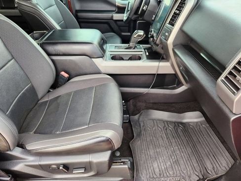 Used 2019 Ford F150 Raptor w/ Equipment Group 802A Luxury image 13