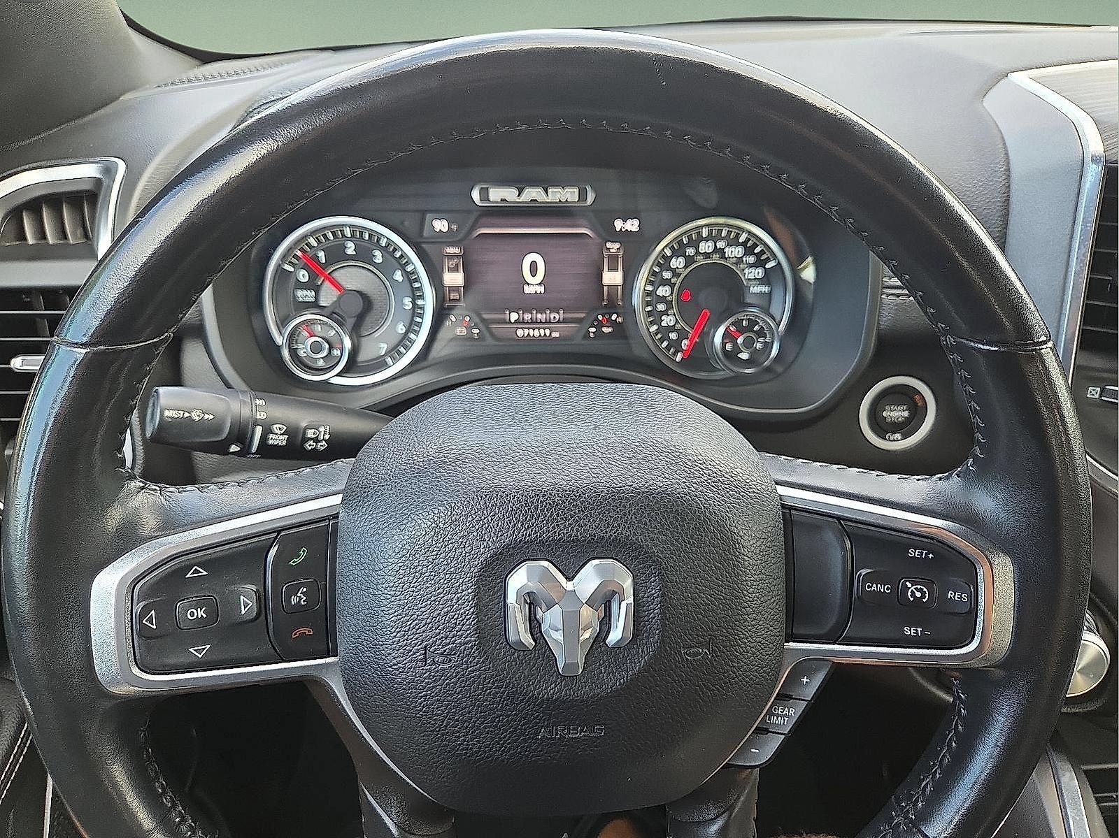 Used 2023 RAM 1500 Laramie AWD/4WD image 24