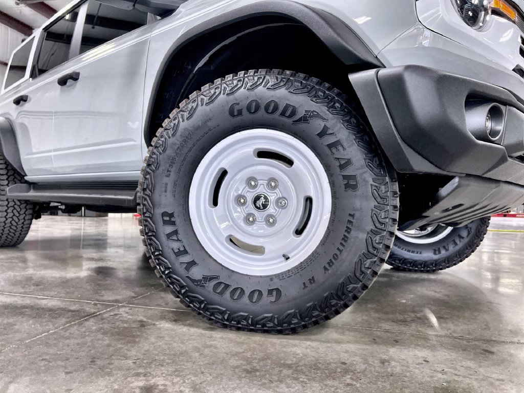 New 2026 Ford Bronco Heritage Edition AWD/4WD image 11