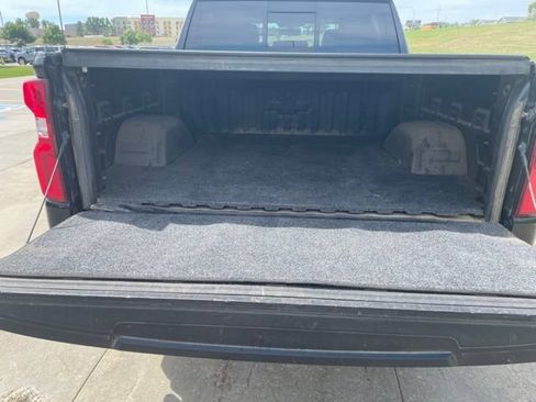 Used 2020 Chevrolet Silverado 1500 LT Trail Boss AWD/4WD image 19