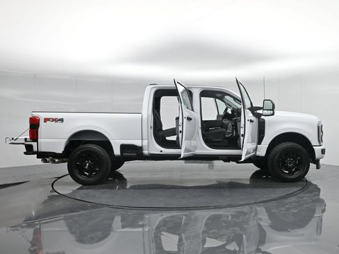 Used 2024 Ford F250 XL w/ STX Appearance Package AWD/4WD image 22