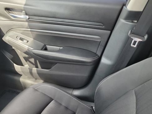 Used 2019 Nissan Altima 2.5 S FWD image 13
