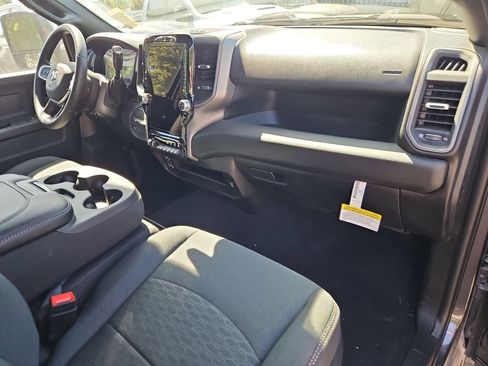New 2026 RAM 3500 Tradesman AWD/4WD image 17