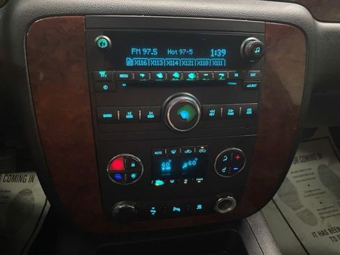 Used 2011 Chevrolet Silverado 2500 LTZ w/ LTZ Plus Package AWD/4WD image 10