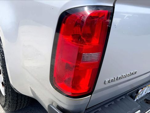 Used 2016 Chevrolet Colorado W/T w/ WT Convenience Package AWD/4WD image 32