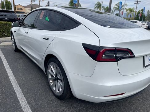 Used 2022 Tesla Model 3 Long Range AWD/4WD image 5