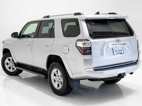 Used 2024 Toyota 4Runner SR5 AWD/4WD image 29