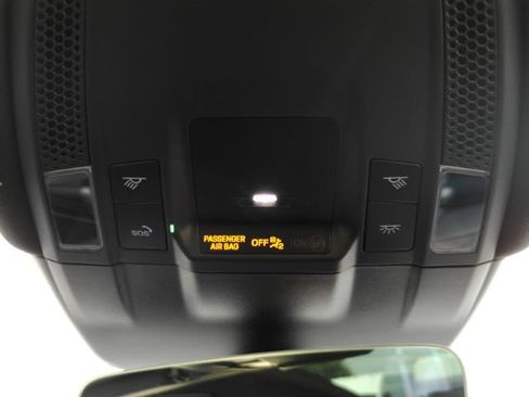 Used 2025 Porsche Taycan 4S w/ Premium Package AWD/4WD image 50