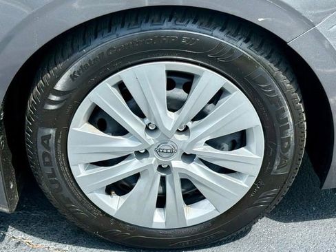 Used 2025 Nissan Sentra S w/ Lighting Package FWD image 29