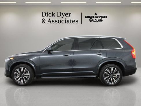 Used 2022 Volvo XC90 T5 Momentum w/ Climate Package FWD image 15