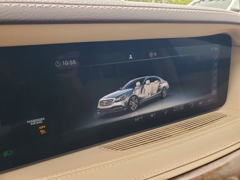 Used 2019 Mercedes-Benz S 560 Sedan w/ AMG Line Exterior image 22