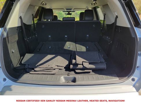 Certified 2025 Nissan Pathfinder SL image 44
