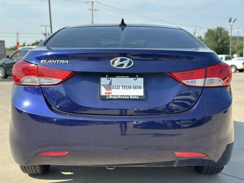 Used 2013 Hyundai Elantra GLS w/ Preferred Pkg FWD image 6