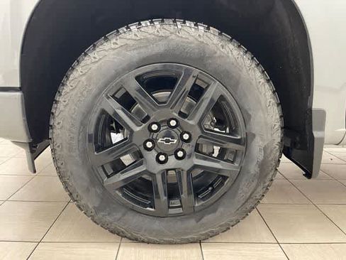 Used 2023 Chevrolet Silverado 1500 Custom w/ LPO, Dark Essentials Package AWD/4WD image 6