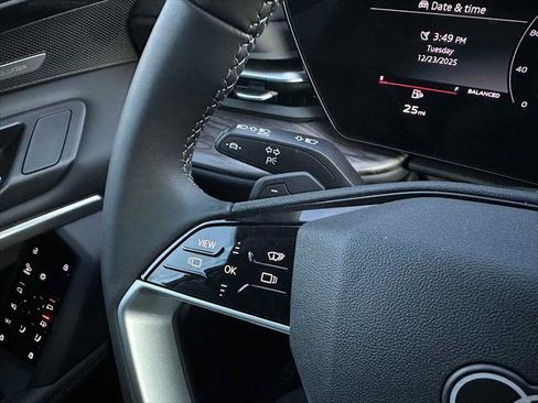 New 2025 Audi Q5 Premium Plus image 32