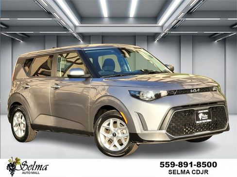 Used 2024 Kia Soul LX w/ Option Group 015 image 1