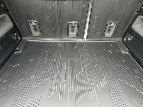 New 2026 Cadillac Optiq Luxury 1 image 15