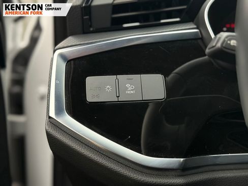 Used 2025 Audi Q3 2.0T Premium image 23