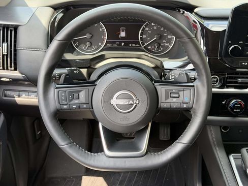 Certified 2024 Nissan Pathfinder SL AWD/4WD image 15