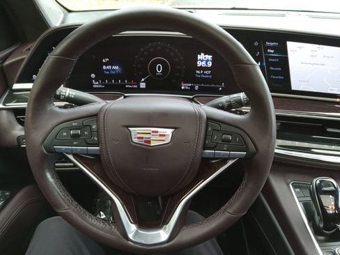 Used 2021 Cadillac Escalade Sport Platinum image 9