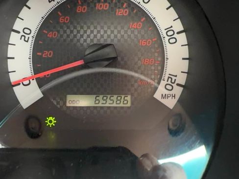 Used 2014 Toyota Tacoma 4x4 Double Cab w/ TRD Off-Road Package image 8