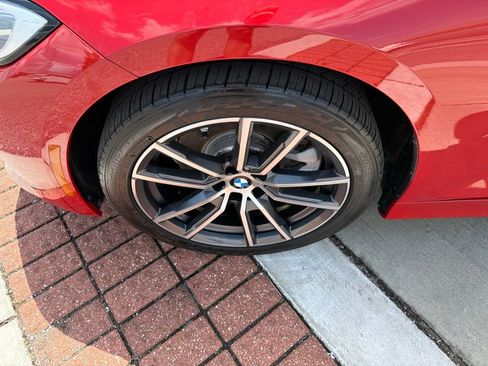 Used 2022 BMW 330i Sedan w/ Convenience Package RWD image 10