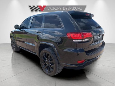 Used 2020 Jeep Grand Cherokee Altitude AWD/4WD image 6