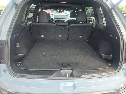 Used 2023 Honda Passport EX-L image 11