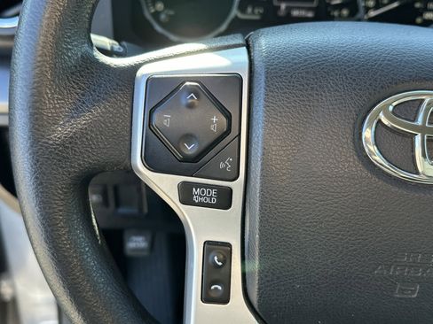 Used 2018 Toyota Tundra SR5 image 16